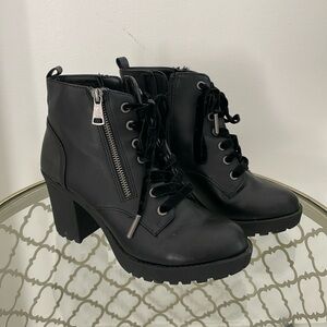 Black Mossimo Boots Size 7